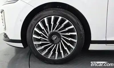 Hyundai Grandeur 2023 2.5 Автомат в Москве № 110103, миниатюра 5