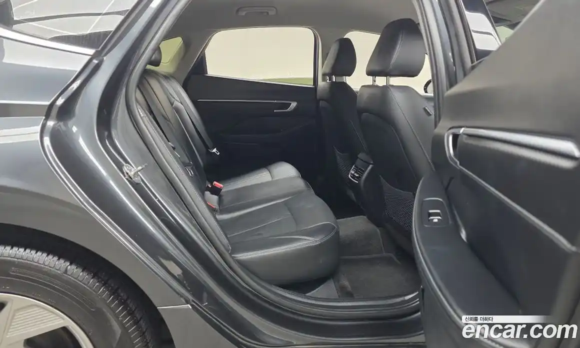 Hyundai Sonata 2024 2.0 Автомат в Москве № 110372, фото 3