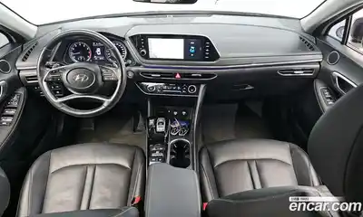 Hyundai Sonata 2022 2.0 Автомат в Москве № 111451, миниатюра 11