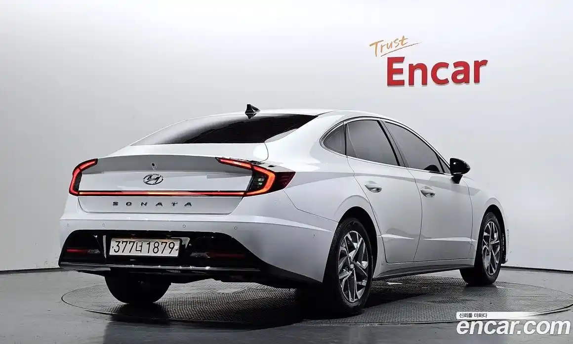 Hyundai Sonata 2022 2.0 Автомат в Москве № 111451, фото 8