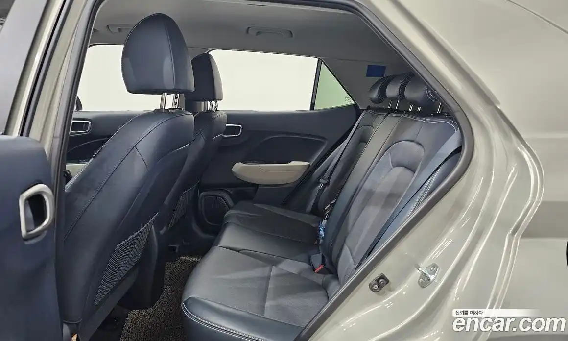 Hyundai Venue 2020 1.6 Автомат в Москве № 111930, фото 19