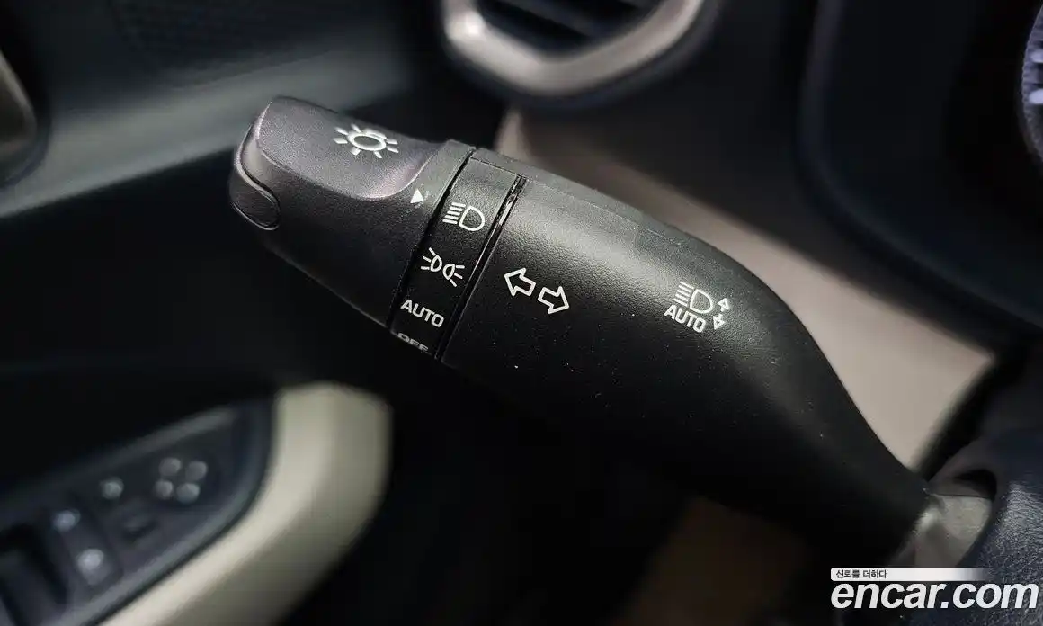 Hyundai Venue 2020 1.6 Автомат в Москве № 111930, фото 3