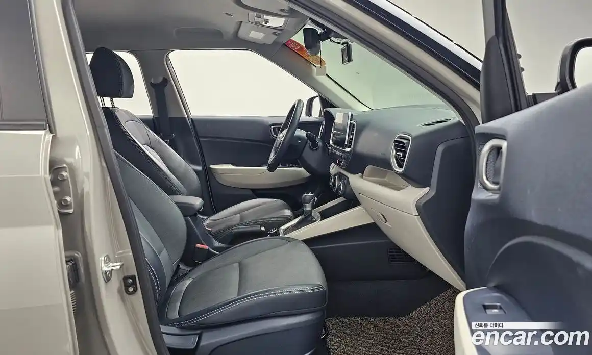 Hyundai Venue 2020 1.6 Автомат в Москве № 111930, фото 10