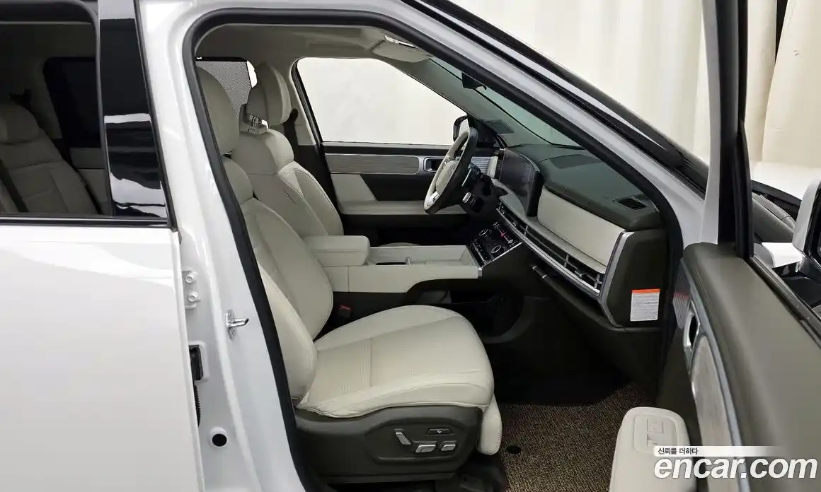 Hyundai Santa Fe 2024 1.6 Автомат в Москве № 113224, фото 20