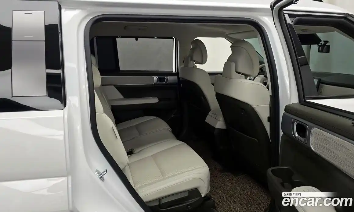 Hyundai Santa Fe 2024 1.6 Автомат в Москве № 113224, фото 9