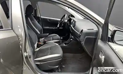 Kia Morning 2017 1.0 Автомат в Москве № 114328, миниатюра 3