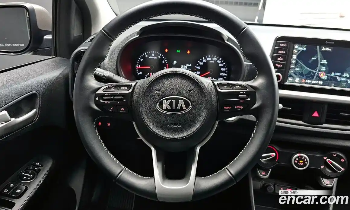 Kia Morning 2017 1.0 Автомат в Москве № 114328, фото 10