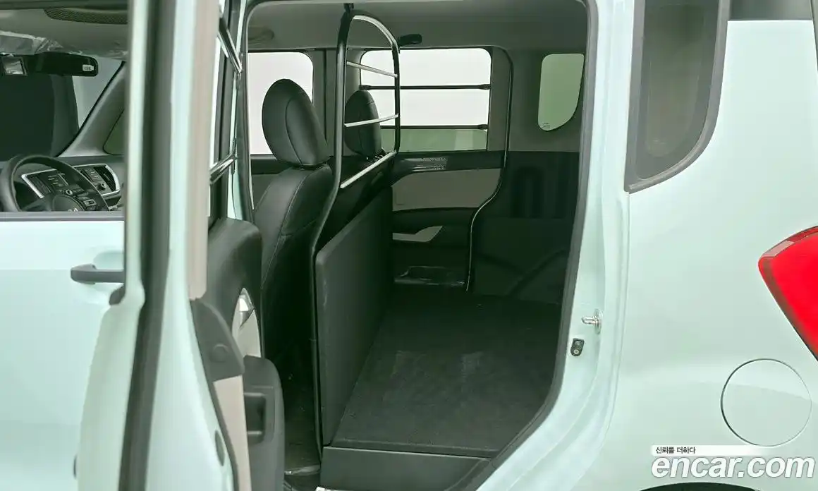 Kia Ray 2022 1.0 Автомат в Москве № 121026, фото 12