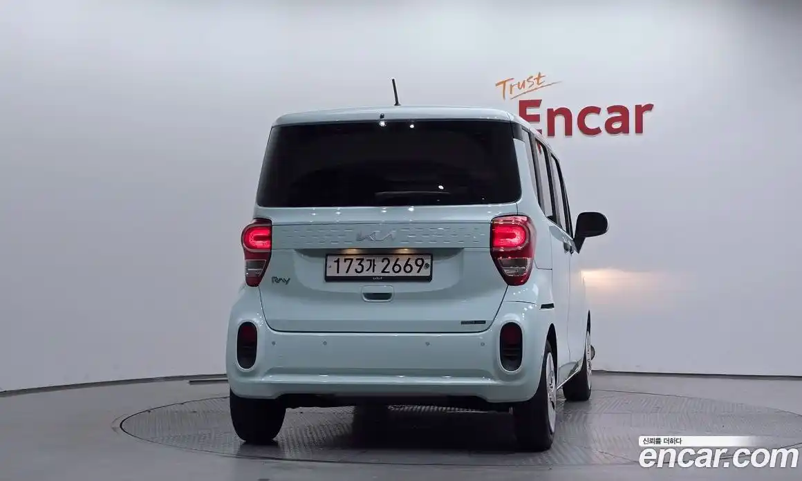 Kia Ray 2022 1.0 Автомат в Москве № 121026, фото 4