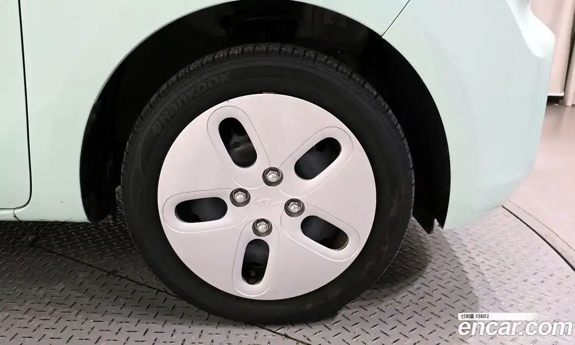 Kia Ray 2022 1.0 Автомат в Москве № 121026, фото 5