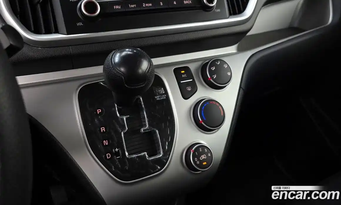 Kia Ray 2022 1.0 Автомат в Москве № 121026, фото 9