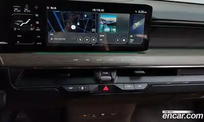 Kia EV9 2024 0.2 Автомат в Москве № 121127, миниатюра 3