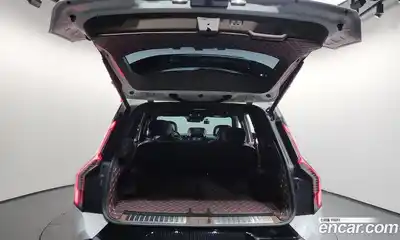 Kia EV9 2024 0.2 Автомат в Москве № 121127, миниатюра 4