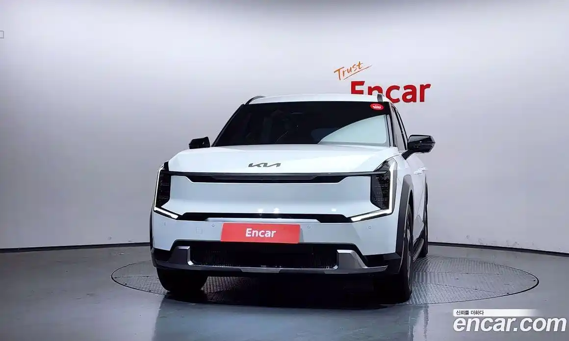 Kia EV9 2024 0.2 Автомат в Москве № 121127, фото 9