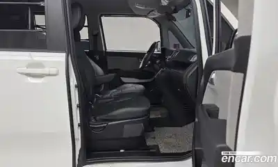 Kia Ray 2024 1.0 Автомат в Москве № 121376, миниатюра 2