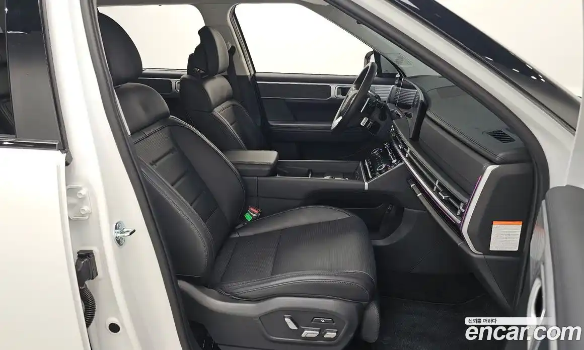 Hyundai Santa Fe 2024 1.6 Автомат в Москве № 124908, фото 11