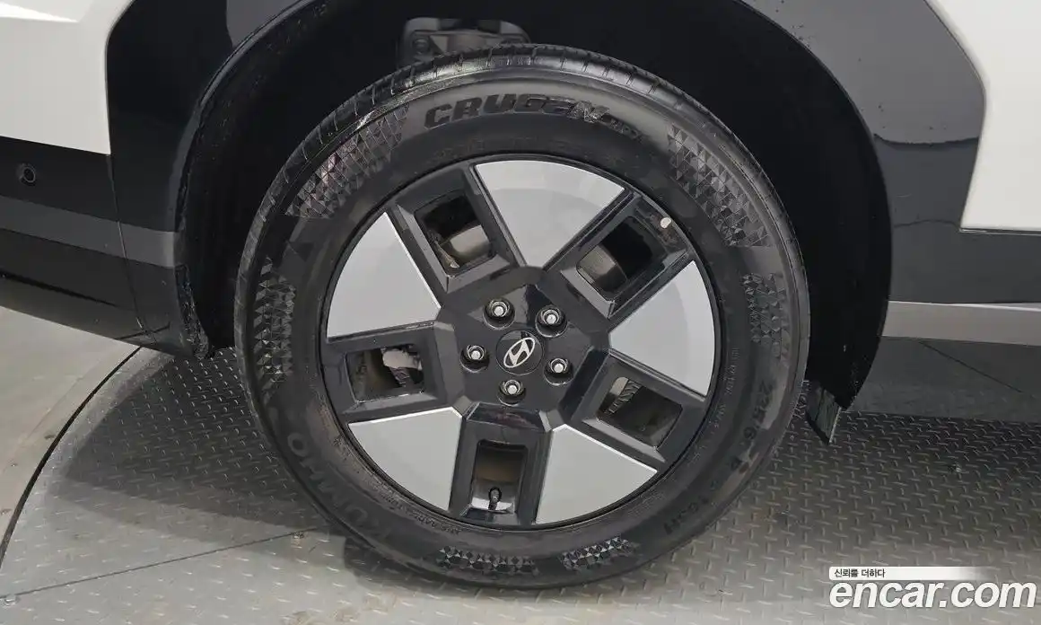 Hyundai Santa Fe 2024 1.6 Автомат в Москве № 124908, фото 17