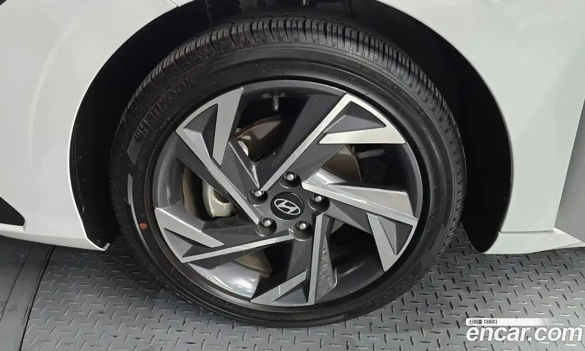 Hyundai Avante 2024 1.6 Автомат в Москве № 126597, фото 20