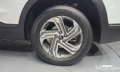 Hyundai Santa Fe 2023 2.2 Автомат в Москве № 126695, миниатюра 11