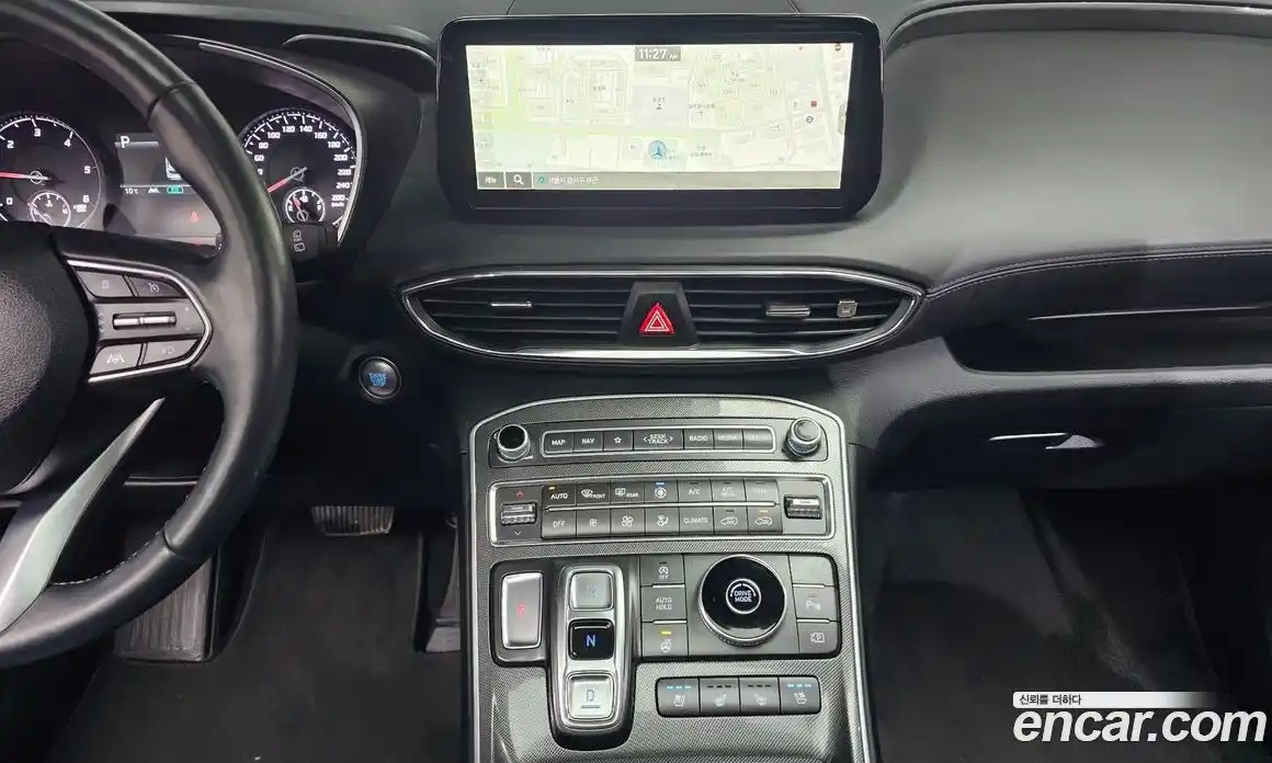 Hyundai Santa Fe 2023 2.2 Автомат в Москве № 126695, фото 14