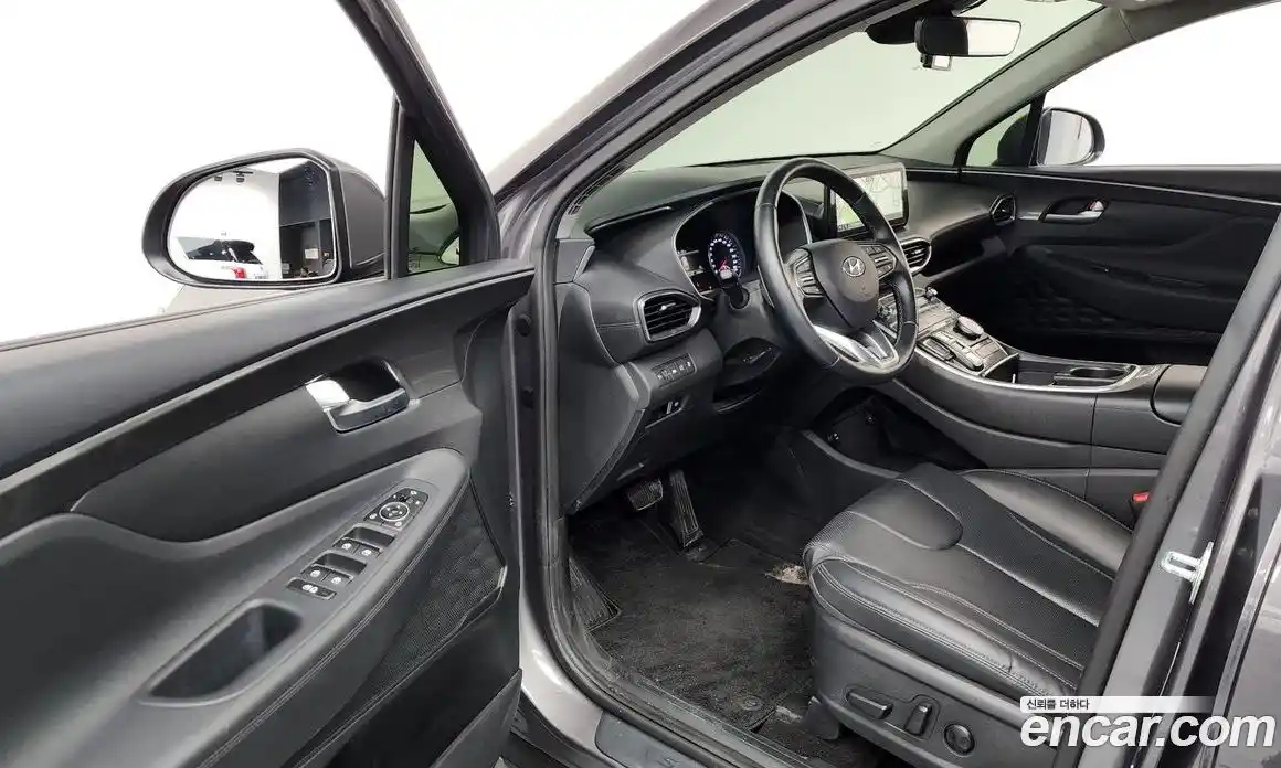 Hyundai Santa Fe 2023 2.2 Автомат в Москве № 126786, фото 14