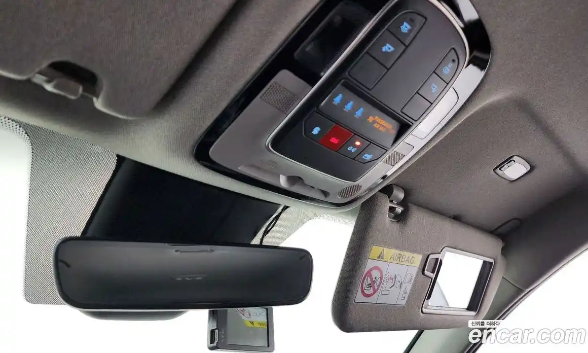 Hyundai Santa Fe 2023 2.2 Автомат в Москве № 126786, фото 16