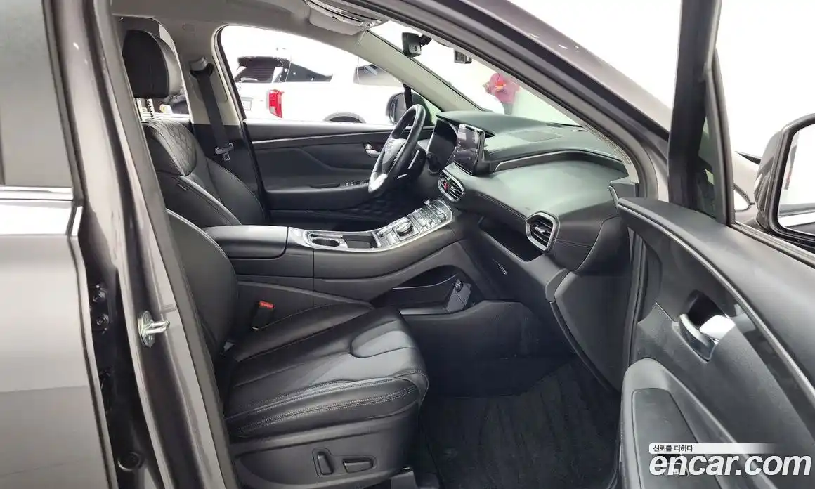 Hyundai Santa Fe 2023 2.2 Автомат в Москве № 126786, фото 17