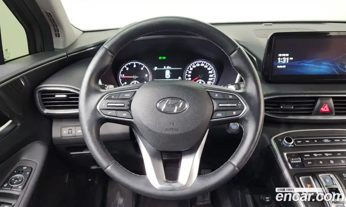 Hyundai Santa Fe 2023 2.2 Автомат в Москве № 126786, фото 20