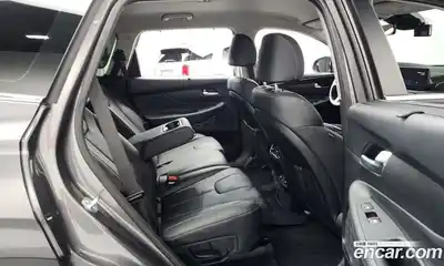 Hyundai Santa Fe 2023 2.2 Автомат в Москве № 126786, миниатюра 6