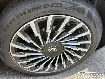 Hyundai Grandeur 2026 1.6 Автомат в Москве № 129540, миниатюра 5