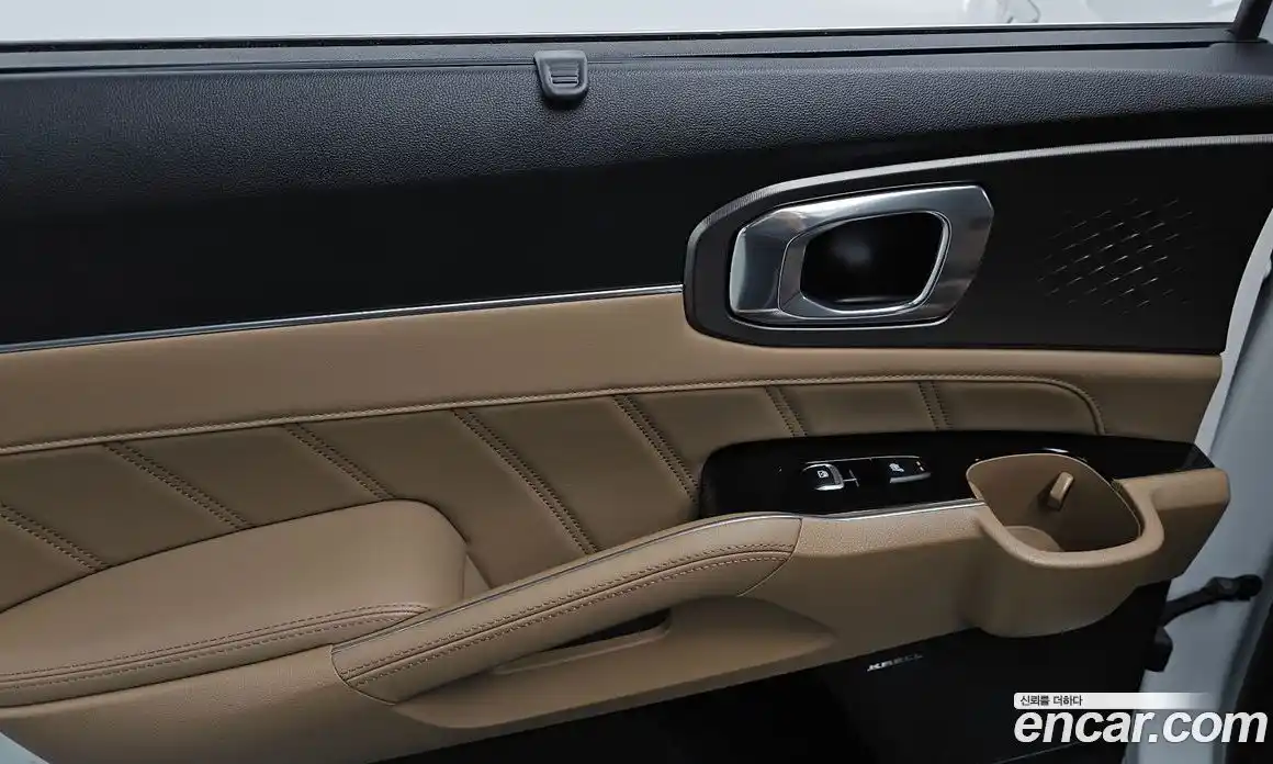 Kia Sorento 2024 1.6 Автомат в Москве № 132387, фото 13