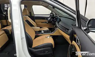 Kia Canival 2023 3.5 Автомат в Москве № 132839, миниатюра 11