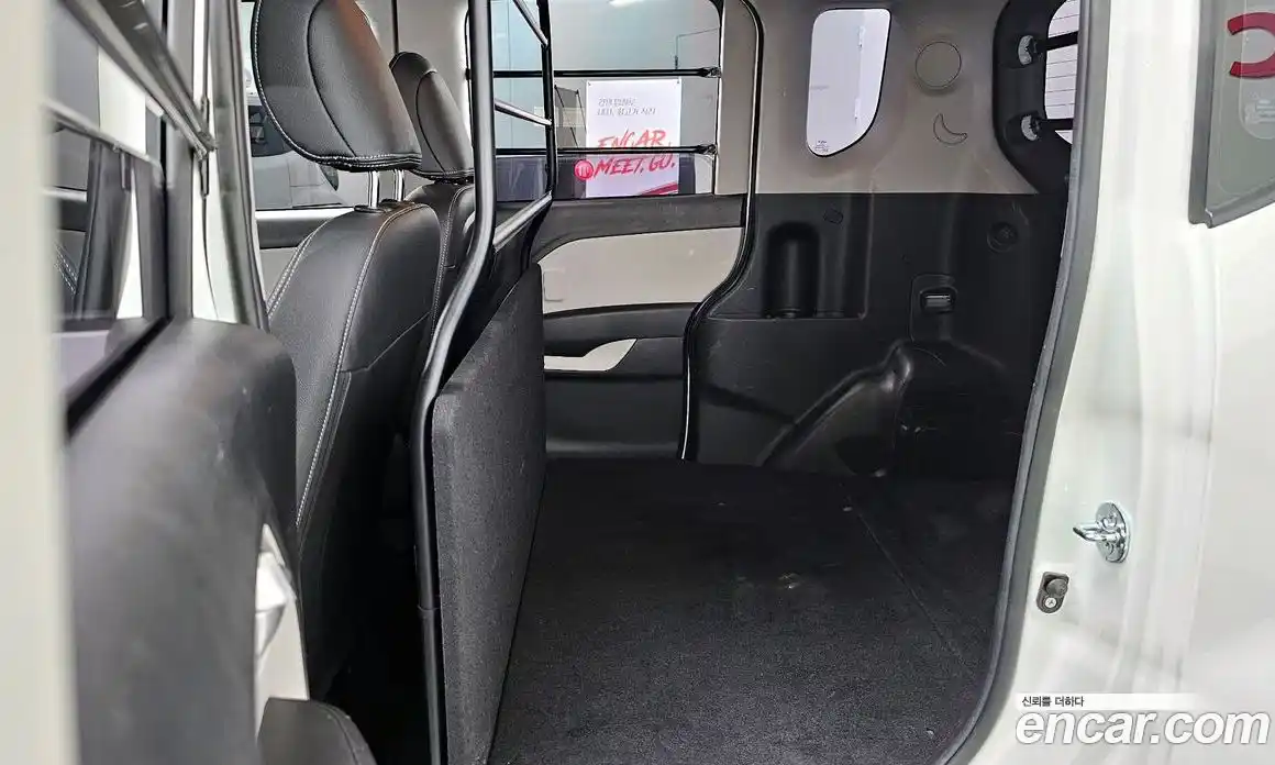 Kia Ray 2023 1.0 Автомат в Москве № 134355, фото 1