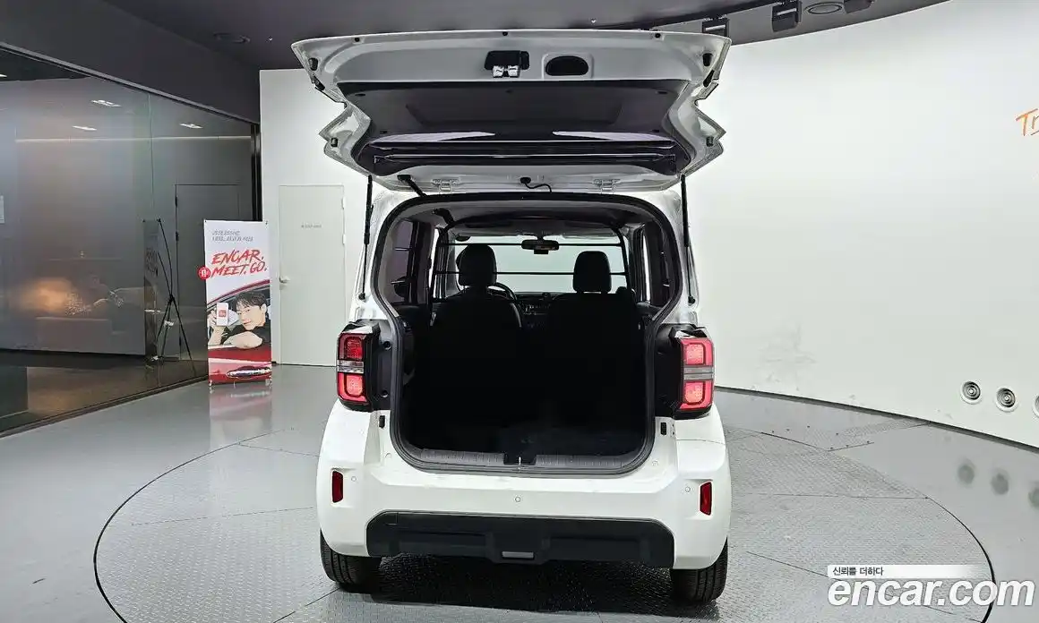 Kia Ray 2023 1.0 Автомат в Москве № 134355, фото 12