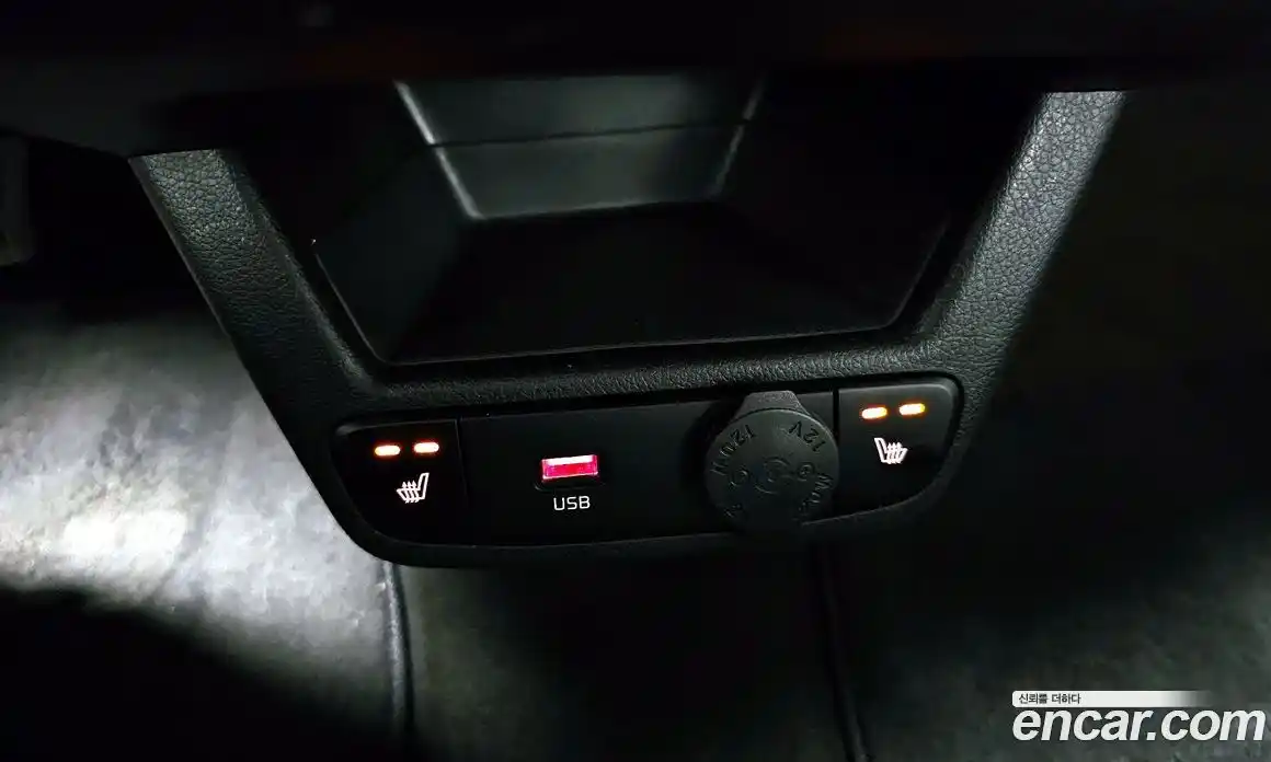 Kia Ray 2023 1.0 Автомат в Москве № 134355, фото 19