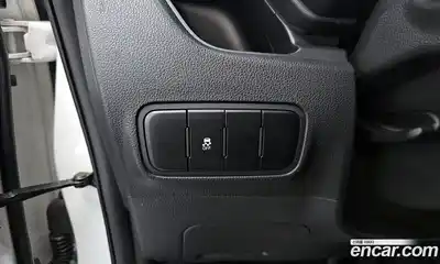 Kia Ray 2023 1.0 Автомат в Москве № 134355, миниатюра 2