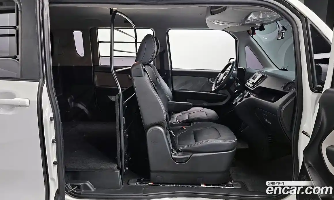 Kia Ray 2023 1.0 Автомат в Москве № 134355, фото 8