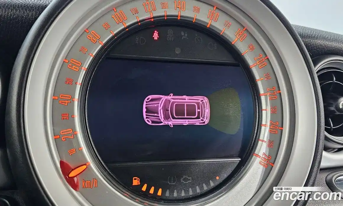 Mini Cooper 2013 1.6 Автомат в Москве № 135247, фото 9