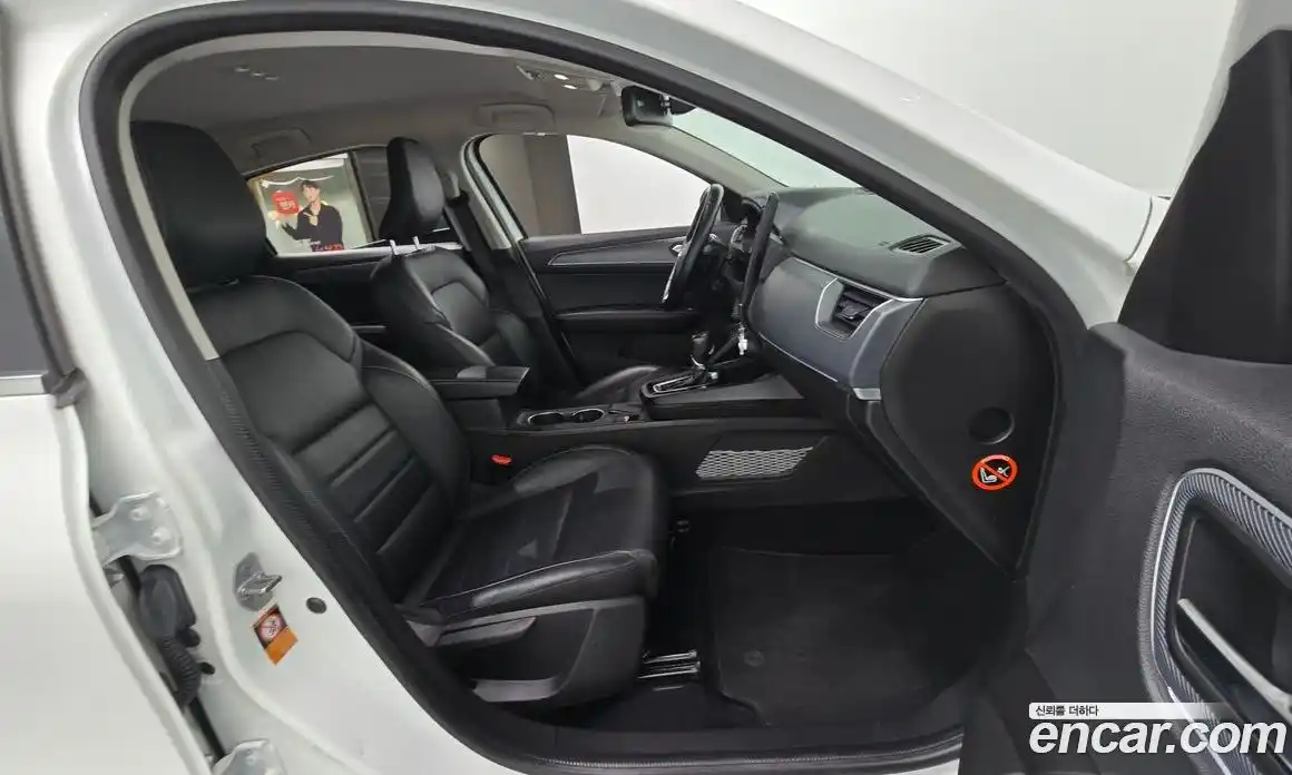 Renault XM3 2023 1.6 Автомат в Москве № 136066, фото 4