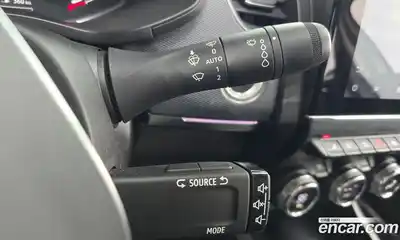 Renault XM3 2023 1.6 Автомат в Москве № 136066, миниатюра 6