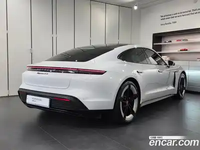 Porsche Taycan 2025 0.1 Автомат в Москве № 146183, миниатюра 2