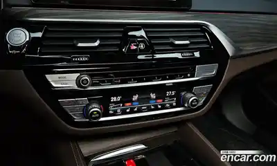 BMW 5-Series 2020 2.0 Автомат в Москве № 155445, миниатюра 9