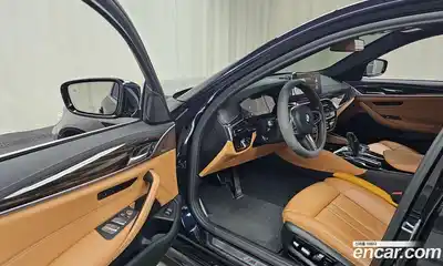 BMW 5-Series 2021 2.0 Автомат в Москве № 157266, миниатюра 2