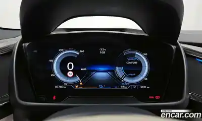 BMW i8 2015 1.5 Автомат в Москве № 159099, миниатюра 2