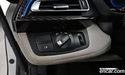 BMW i8 2015 1.5 Автомат в Москве № 159099, миниатюра 5