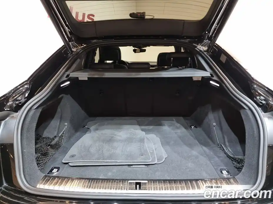 Audi e-tron 2022 0.2 Автомат в Москве № 163988, фото 14