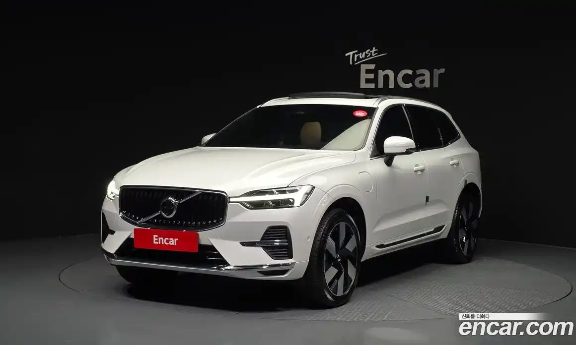 Volvo XC60 2025 2.0 Автомат в Москве № 164198, фото 15