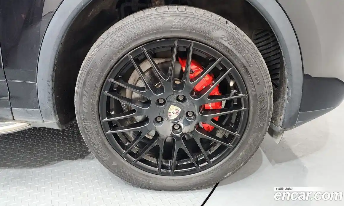 Porsche Cayenne 2015 3.0 Автомат в Москве № 165709, фото 18