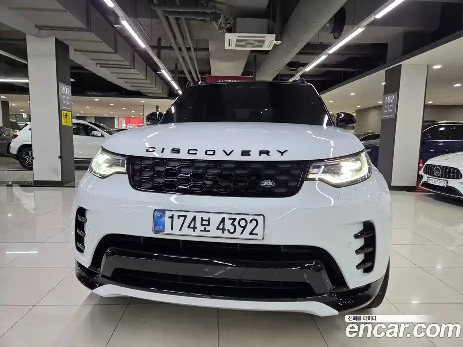 Land Rover Discovery 2025 3.0 Автомат в Москве № 166030, фото 1