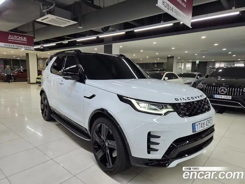 Land Rover Discovery 2025 3.0 Автомат в Москве № 166030, фото 2